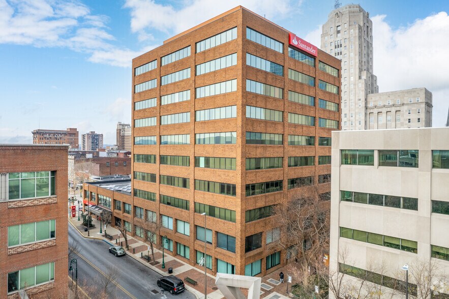 601 Penn St, Reading, PA for lease - Building Photo - Image 2 of 10