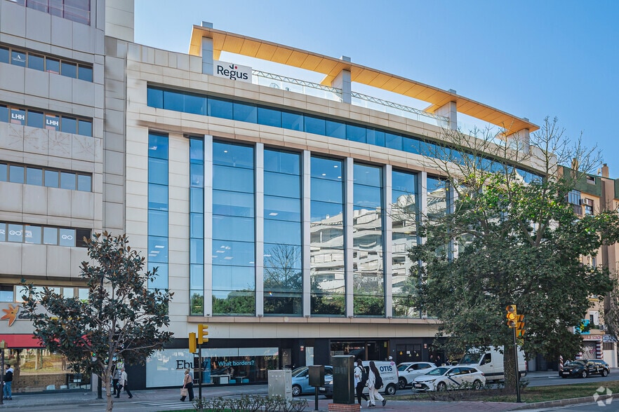 Plaza de la Solidaridad, 12, Málaga, Málaga for lease - Building Photo - Image 2 of 2