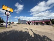 2451 W Ledbetter Dr, Dallas TX - Commercial Kitchen