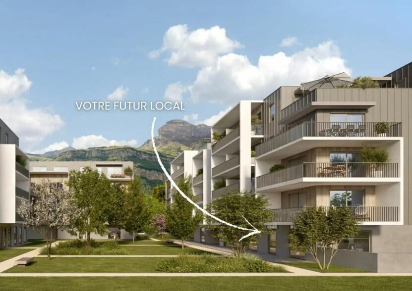 Retail in Crolles for sale - Building Photo - Image 3 of 7