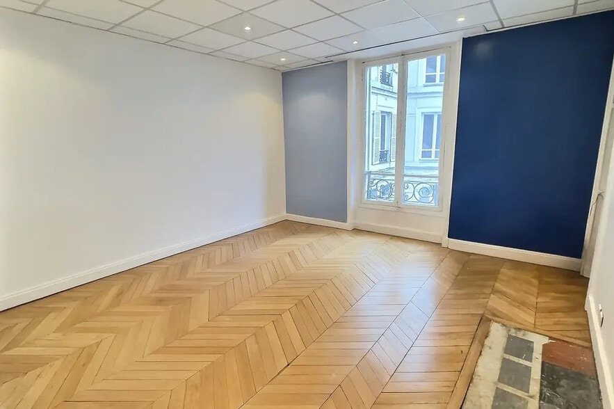 Office in Paris for lease - Building Photo - Image 3 of 9