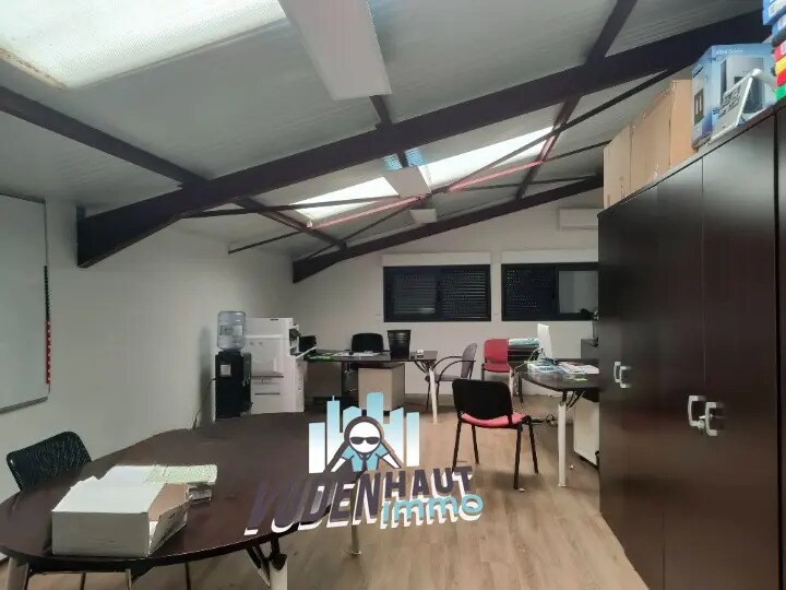 Flex in Portet-sur-Garonne for lease - Interior Photo - Image 2 of 9