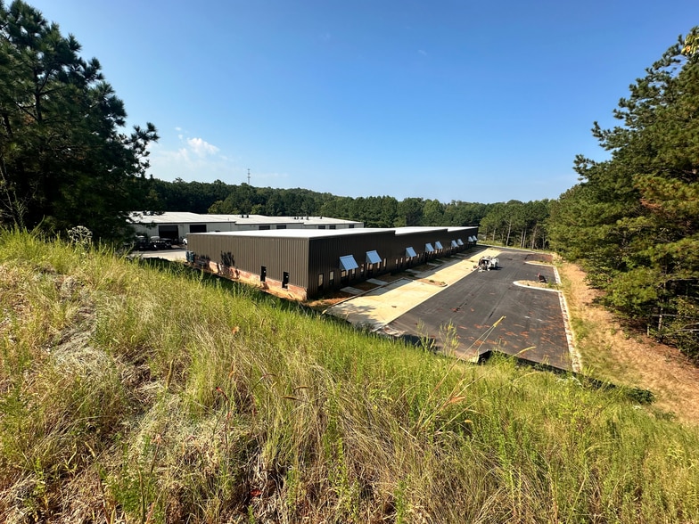 5905 Steeplechase Blvd, Cumming, GA for lease - Building Photo - Image 2 of 25