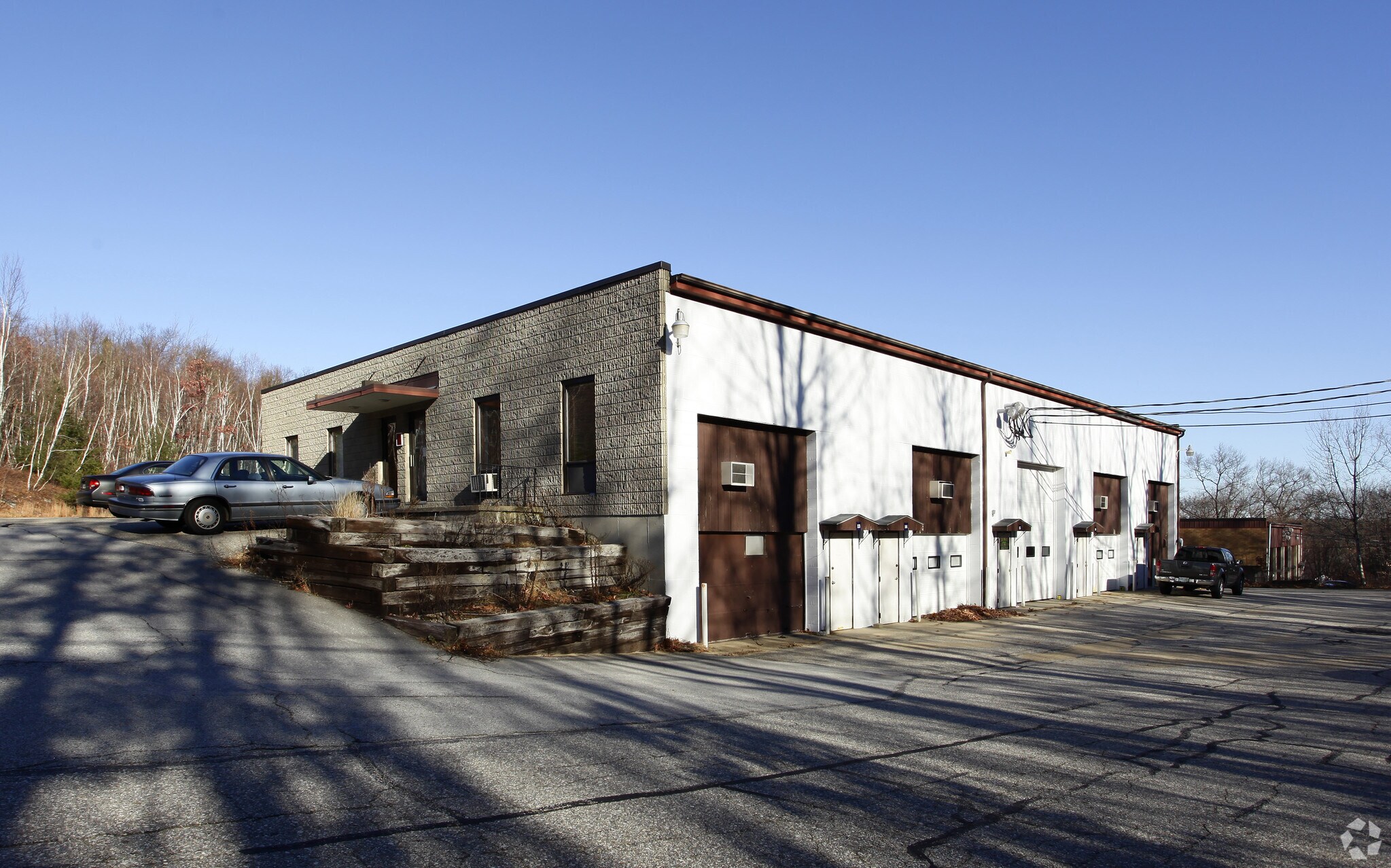 146 Londonderry Tpke, Hooksett, NH for sale Primary Photo- Image 1 of 3