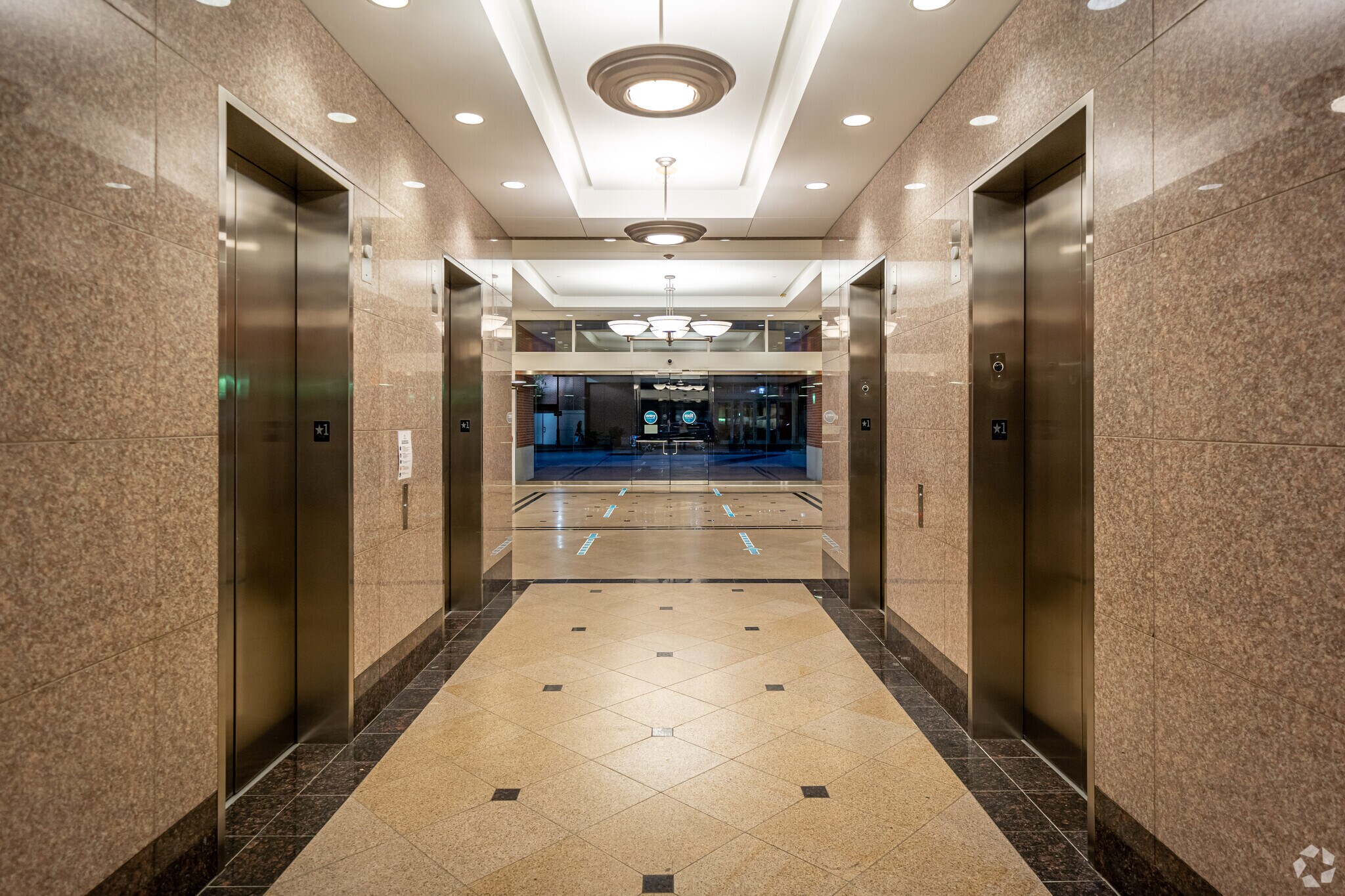 2150 Town Square Pl, Sugar Land, TX 77479 - The Minute Maid Building