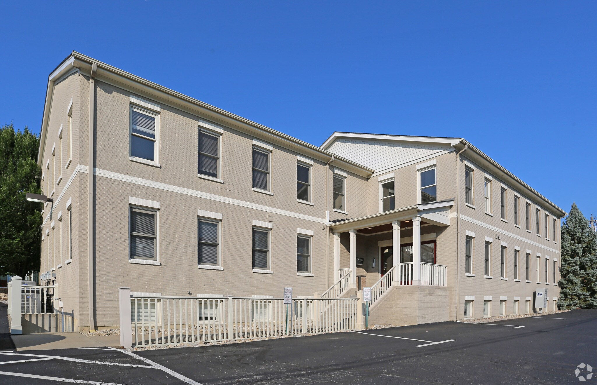 9370 Main St, Montgomery, OH for sale Building Photo- Image 1 of 1