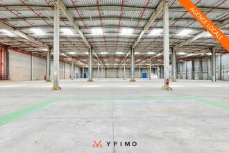 Flex in Gargenville for lease Building Photo- Image 1 of 7