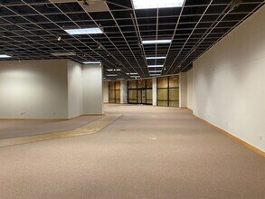 18174 Gulf Fwy, Friendswood, TX for lease Building Photo- Image 2 of 7