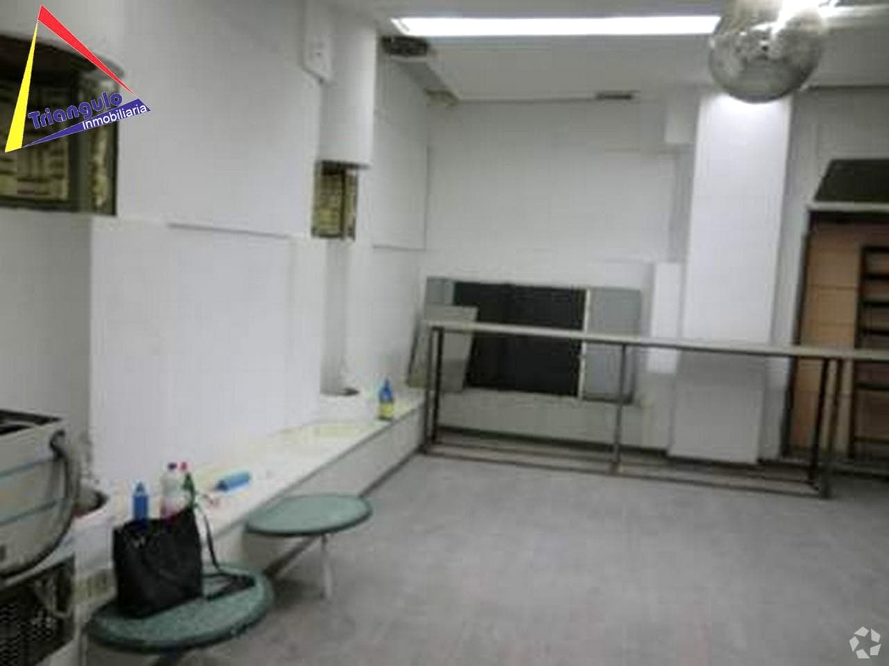 Retail in Segovia, Segovia for lease Interior Photo- Image 1 of 2