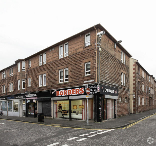 27-31 Church St, Port Glasgow for lease - Primary Photo - Image 1 of 2