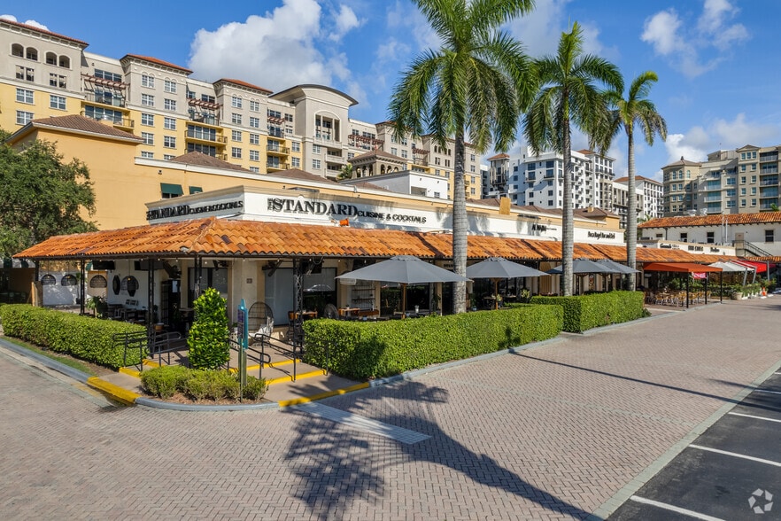 101 S Plaza Real, Boca Raton, FL for lease - Building Photo - Image 1 of 16