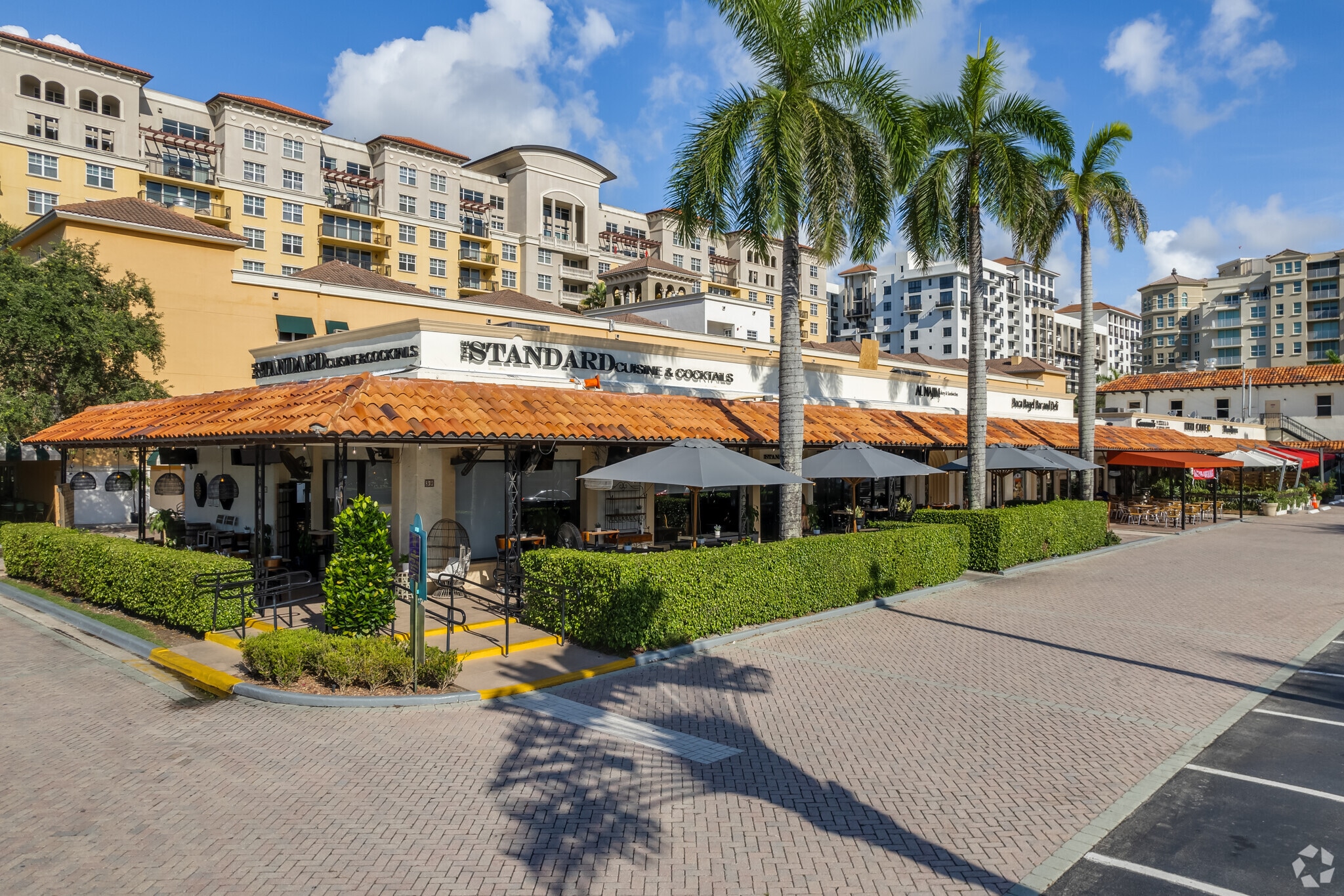 101 S Plaza Real, Boca Raton, FL for lease Building Photo- Image 1 of 17