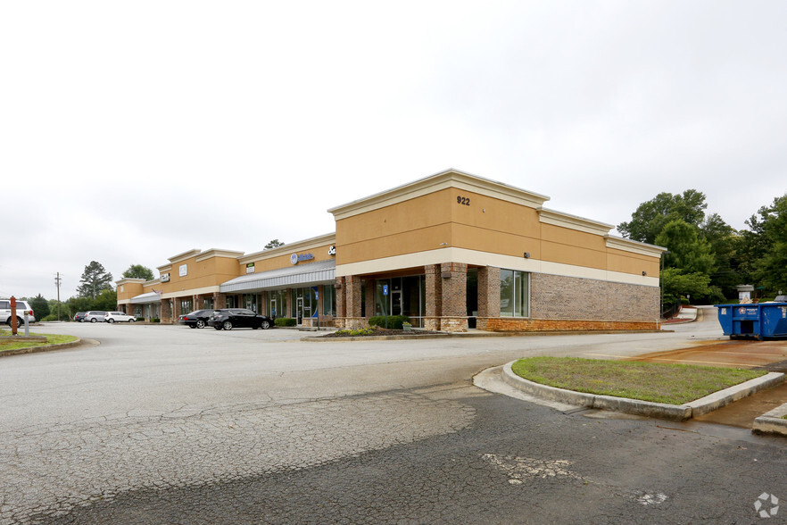 922 Gainesville Hwy, Buford, GA for lease - Building Photo - Image 1 of 12