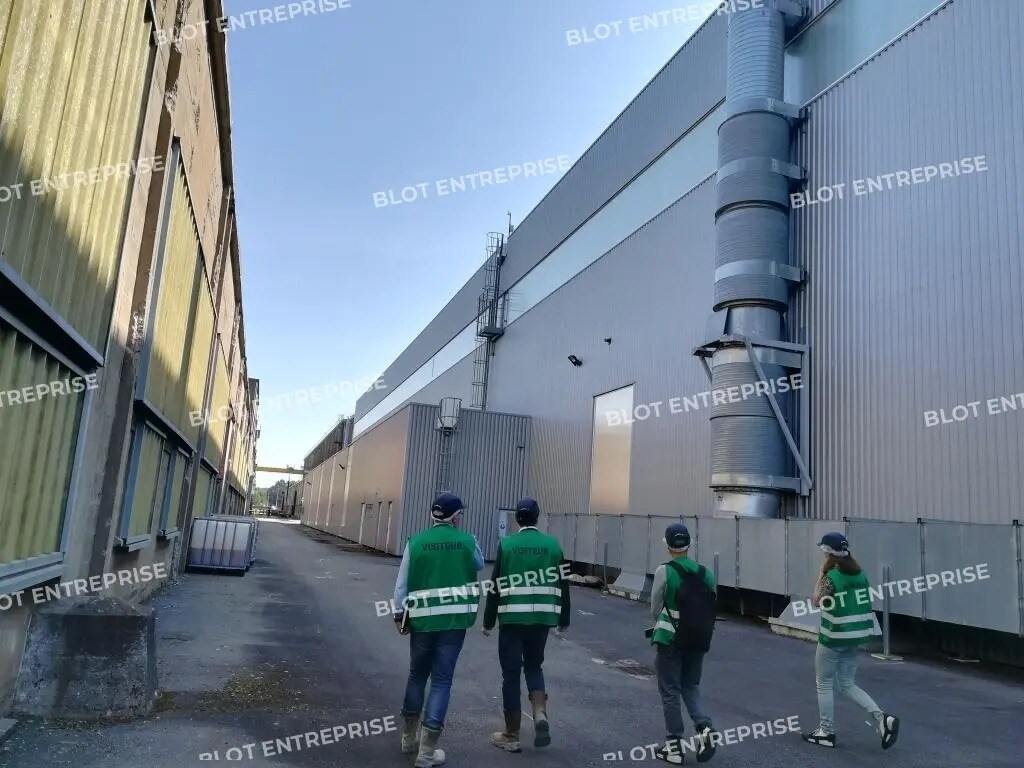 Flex in Nantes for lease Building Photo- Image 1 of 9