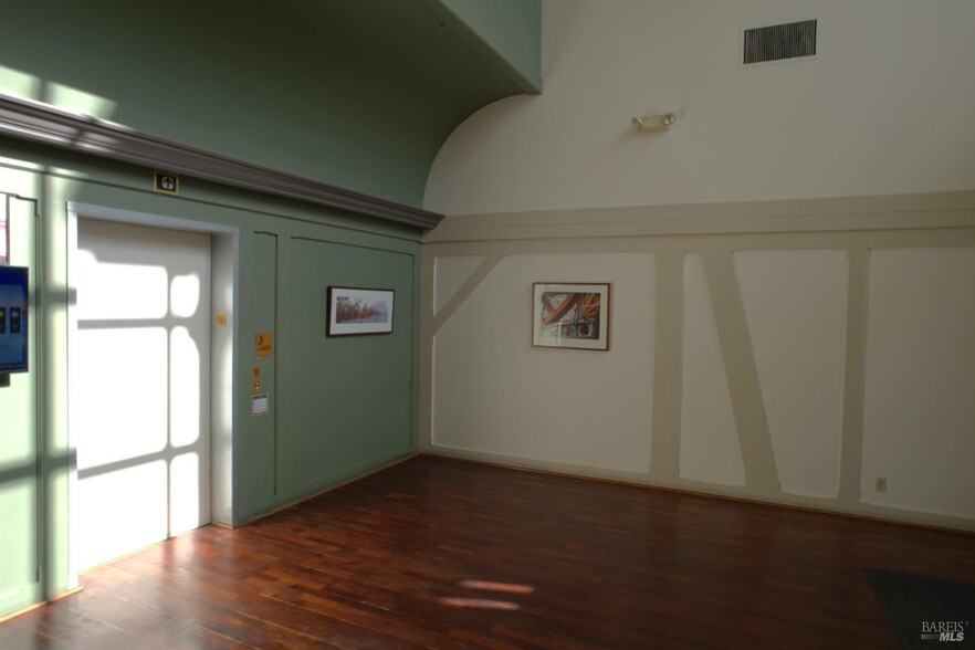 555 5th St, Santa Rosa, CA for lease - Interior Photo - Image 3 of 8