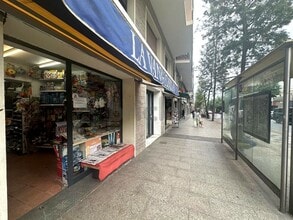 Retail in Barcelona, Barcelona for lease Interior Photo- Image 2 of 13