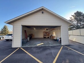 5200 S Cliff Ave, Sioux Falls, SD for lease Interior Photo- Image 1 of 2