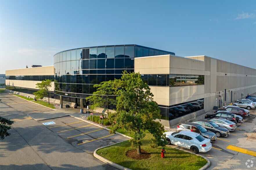 5300 Satellite Dr, Mississauga, ON for lease - Building Photo - Image 1 of 6