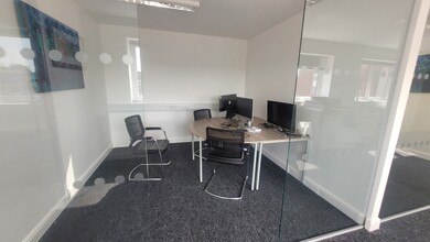 3D Harpings Rd, Hull for lease Interior Photo- Image 2 of 4