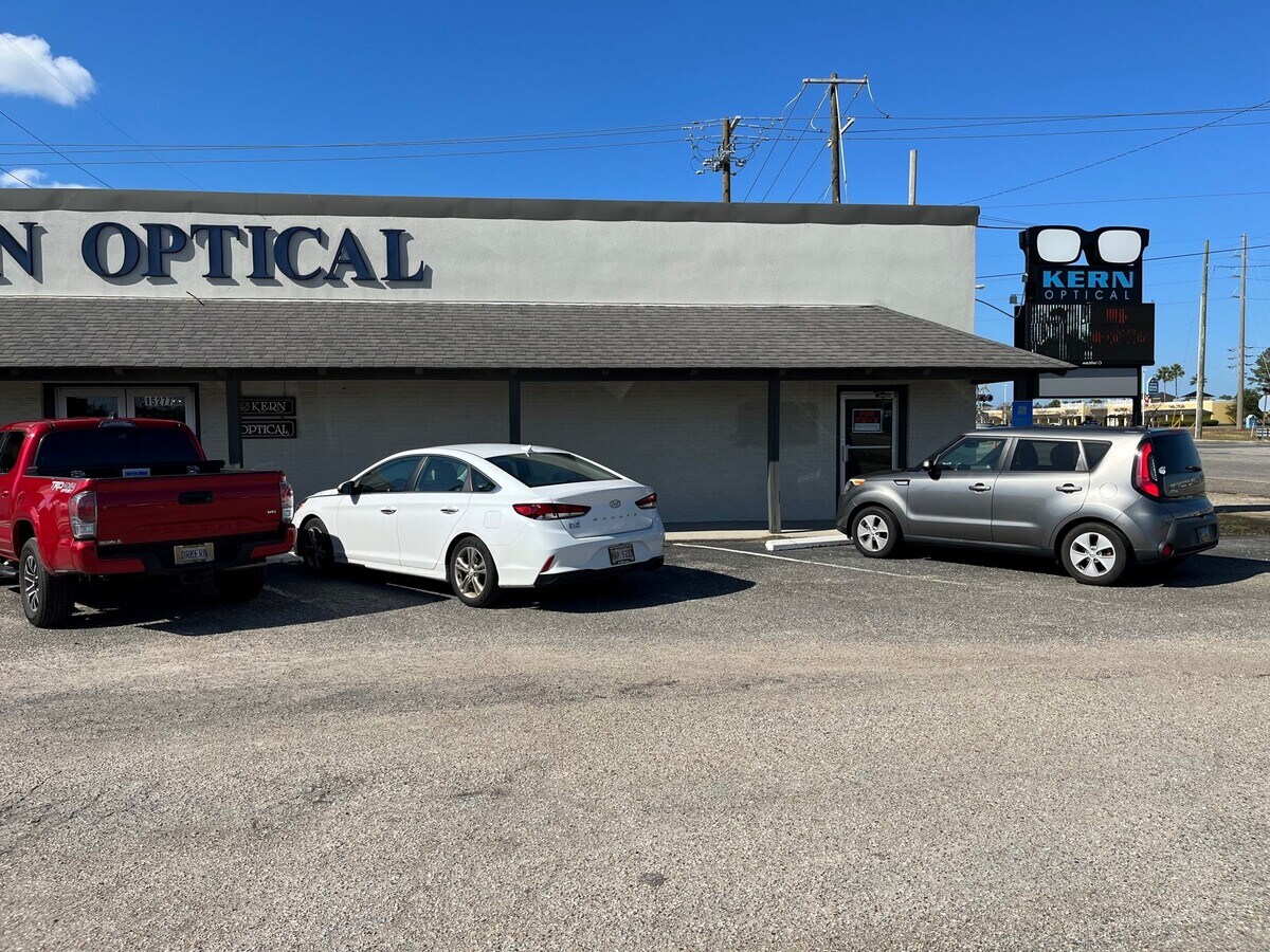 15277 Creosote Rd, Gulfport, MS 39503