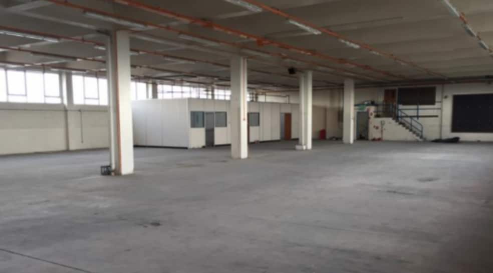 Fountain Ln, Oldbury for lease - Interior Photo - Image 2 of 4