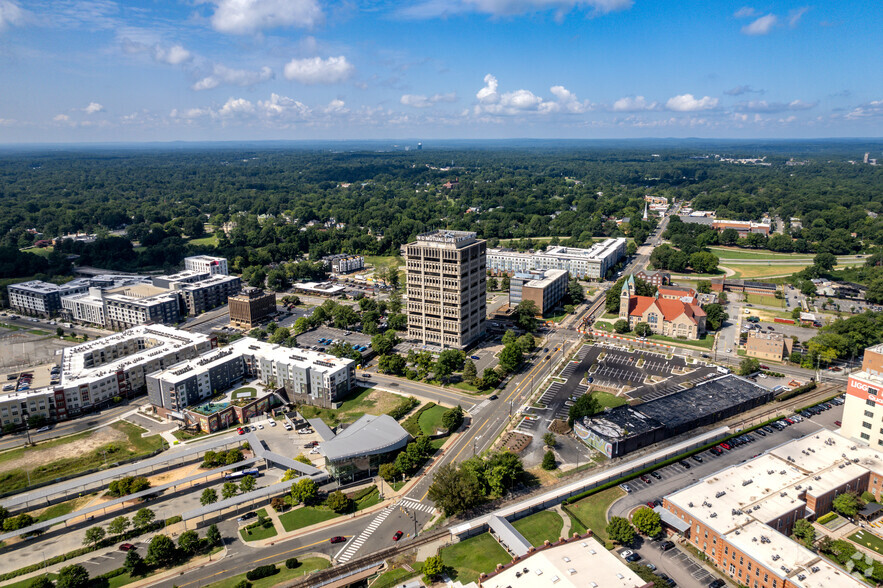 411 W Chapel Hill St, Durham, NC for lease - Aerial - Image 3 of 18