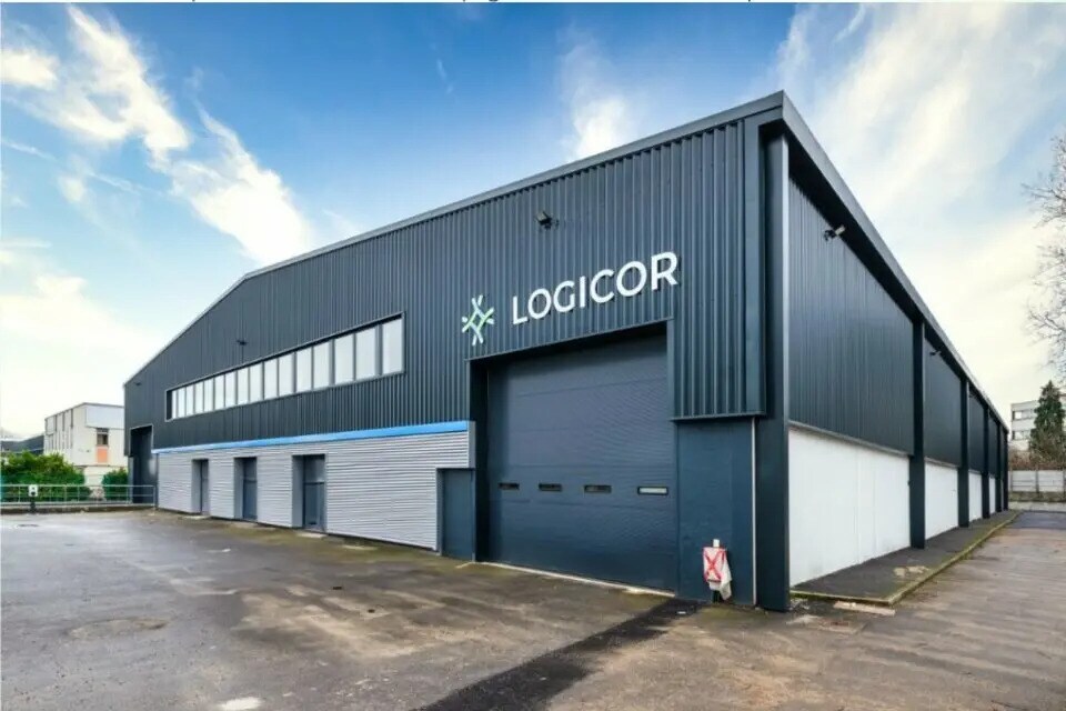 Industrial in Le Blanc-Mesnil for lease Building Photo- Image 1 of 4