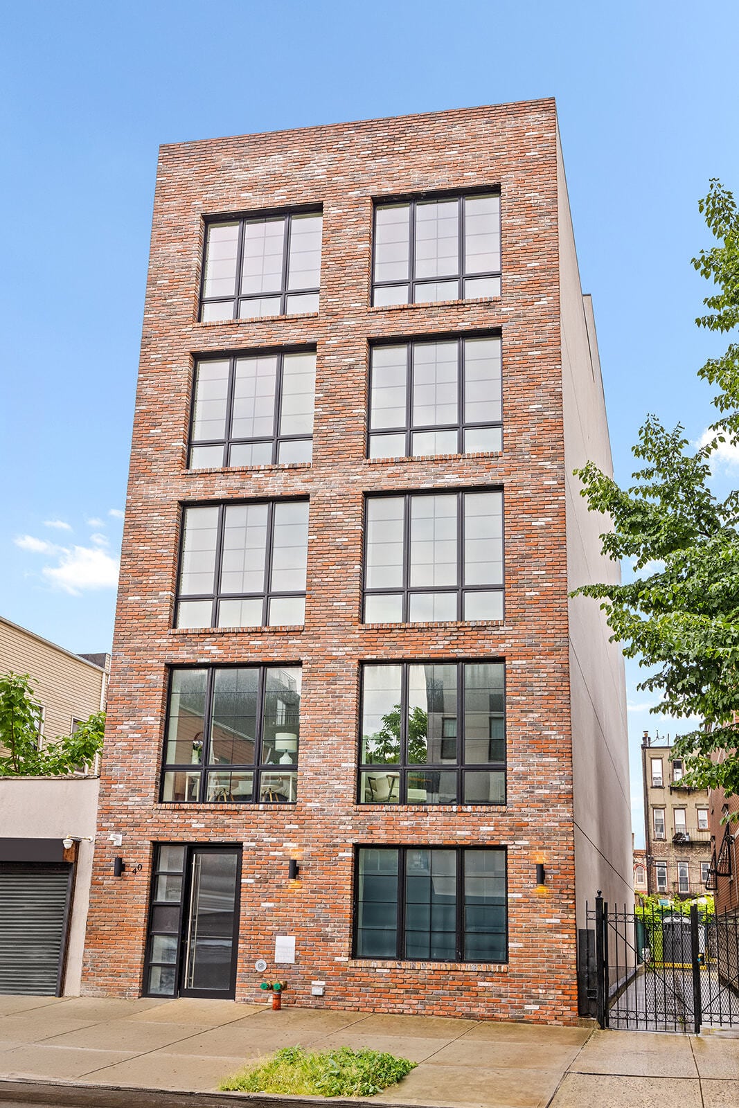 40 Schaefer St, Brooklyn, NY for sale Building Photo- Image 1 of 12