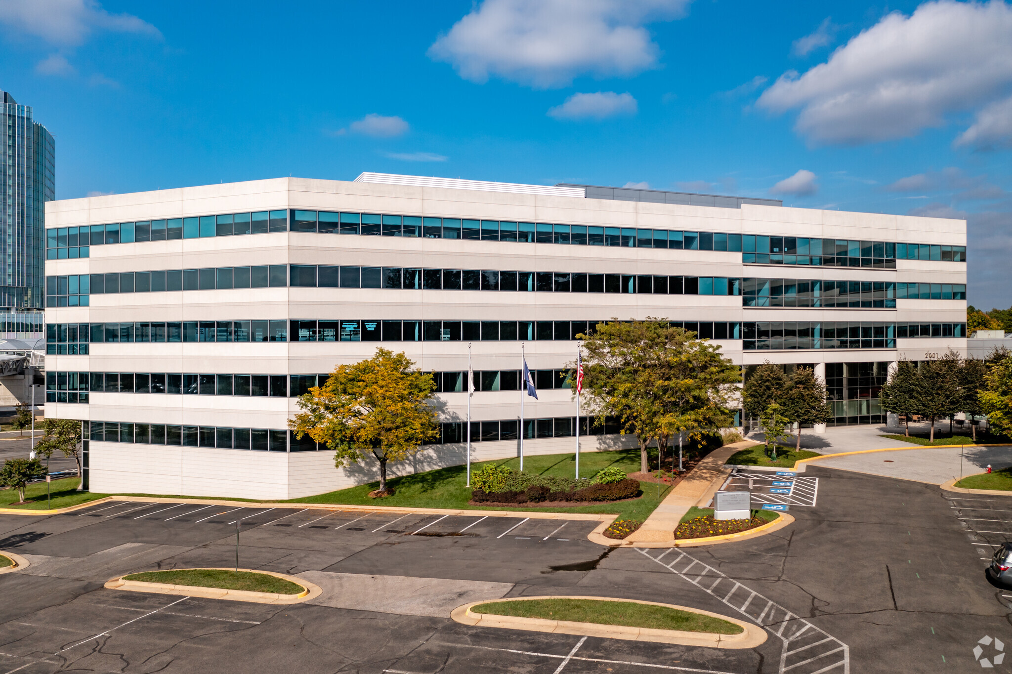 2001 Edmund Halley Dr, Reston, VA for lease Building Photo- Image 1 of 17