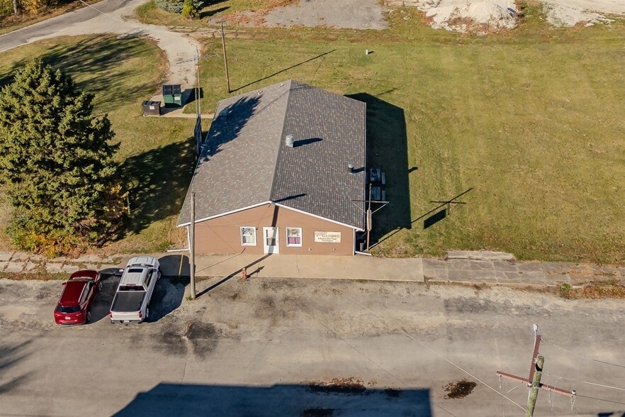 102 Center st, Campus, IL for sale - Aerial - Image 3 of 15
