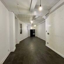 23-28 Steinway st, Queens, NY for lease Interior Photo- Image 2 of 5