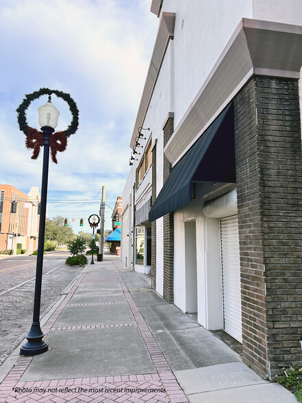 106-109 N Evers St, Plant City, FL for sale - Building Photo - Image 2 of 12