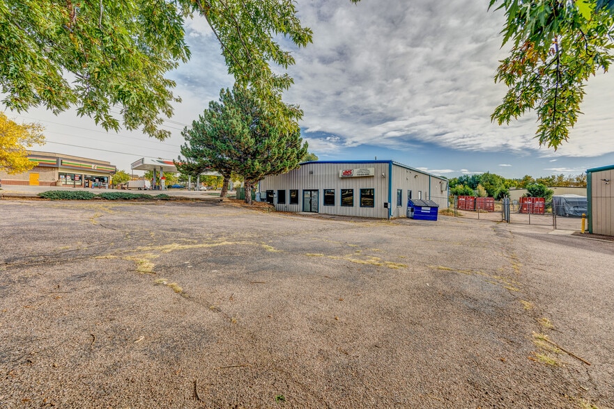 3060 Delta Dr, Colorado Springs, CO for sale - Building Photo - Image 1 of 17