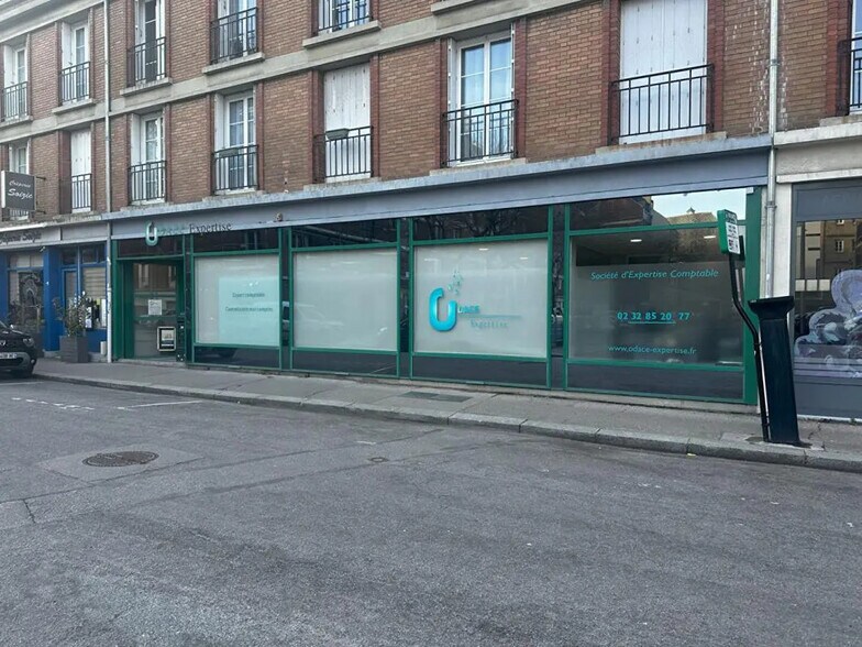 Retail in Le Havre for lease - Building Photo - Image 2 of 4