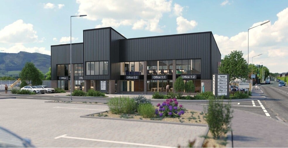 Maidenplain Place, Auchterarder for lease - Building Photo - Image 1 of 4