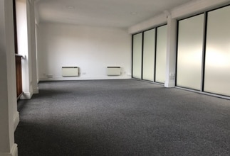 221 High St, Hampton for lease Interior Photo- Image 2 of 4