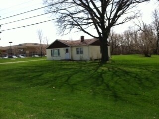 2505 W 75th St, Darien, IL for sale Primary Photo- Image 1 of 1