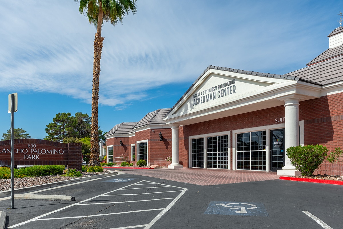 630 S Rancho Dr, Las Vegas, NV for lease Interior Photo- Image 1 of 6