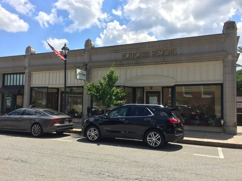 8 Church St, Wellesley, MA for lease - Building Photo - Image 2 of 5