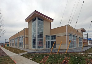 1812-1814 Simcoe St N, Oshawa ON - Gas Station