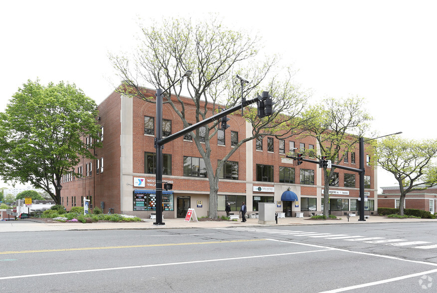 8-12 N Main St, West Hartford, CT for lease - Primary Photo - Image 1 of 5