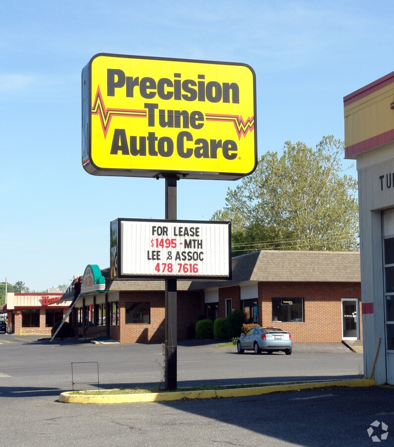 638 Greenville Ave, Staunton, VA 24401