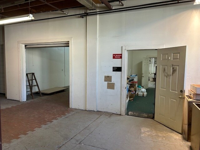 16-18 Proctor St, Salem, MA for lease - Building Photo - Image 2 of 14