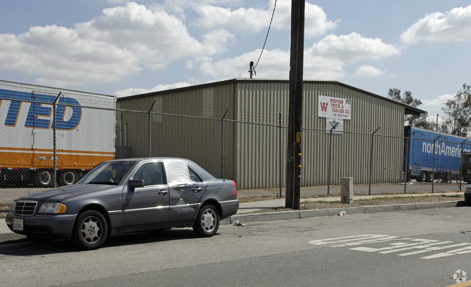 10151 Calabash Ave, Fontana, CA for lease - Building Photo - Image 2 of 2
