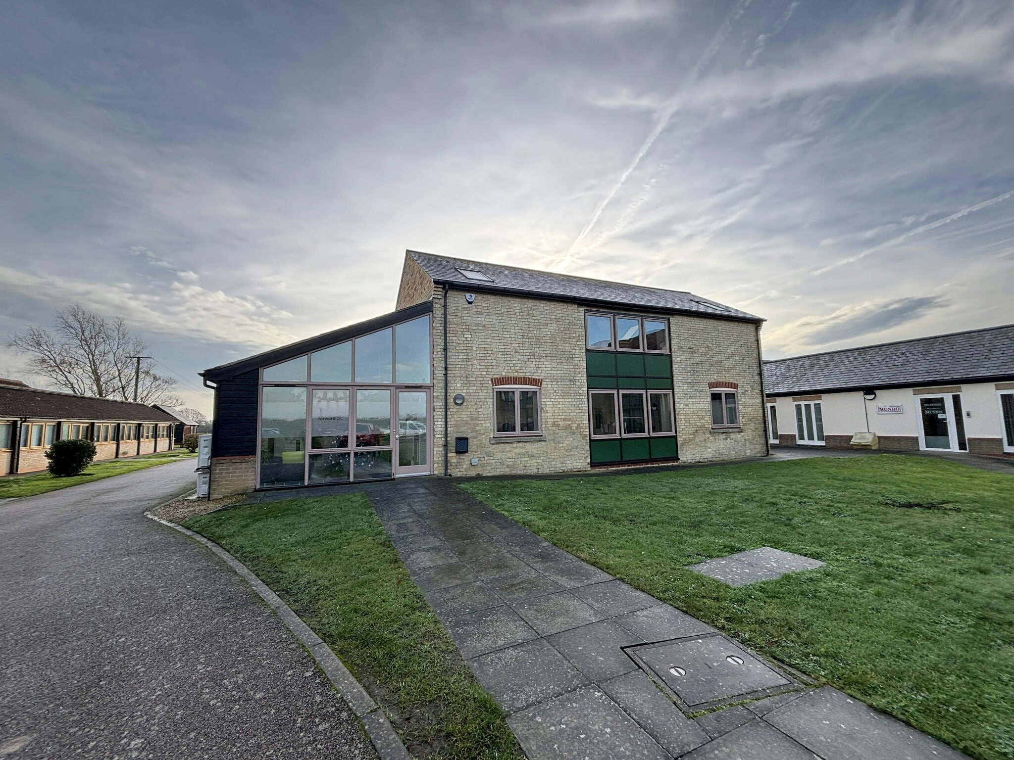 Dry Drayton Rd, Oakington for lease Building Photo- Image 1 of 6