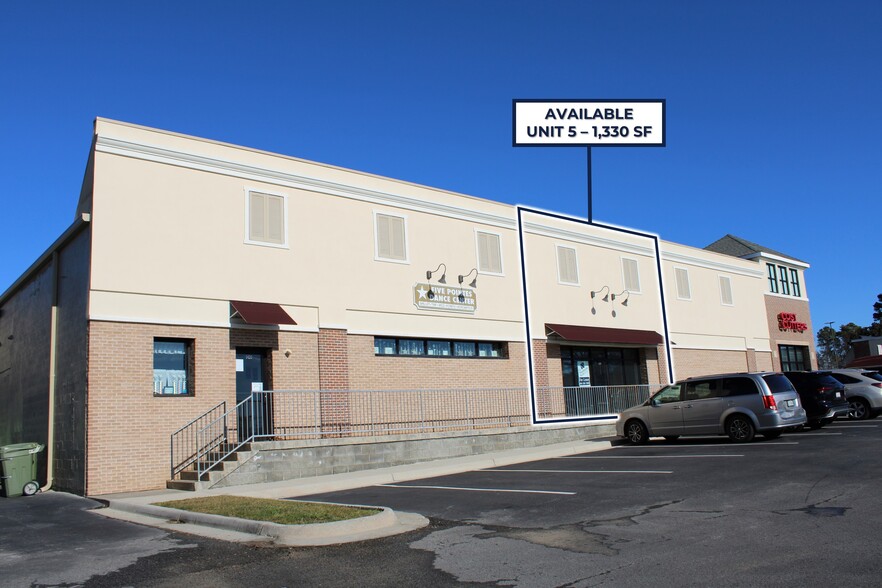 1403-1439 S Main St, Farmville, VA for lease - Building Photo - Image 3 of 11