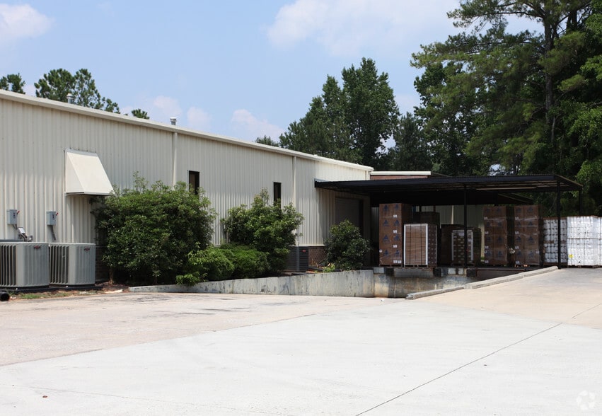 9696 Tara Blvd, Jonesboro, GA for sale - Building Photo - Image 2 of 6