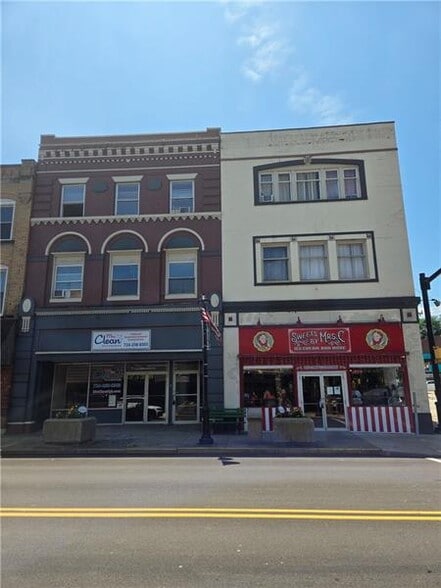 254 W Main St, Monongahela, PA for sale - Building Photo - Image 1 of 2