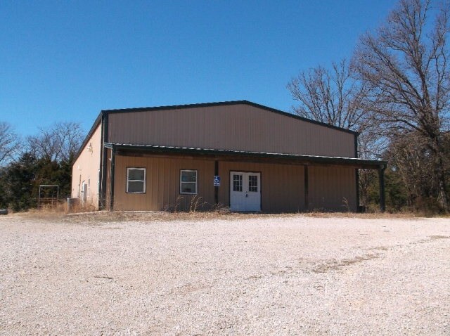 1507 Flynn Dr, Parsons, KS for sale Building Photo- Image 1 of 1