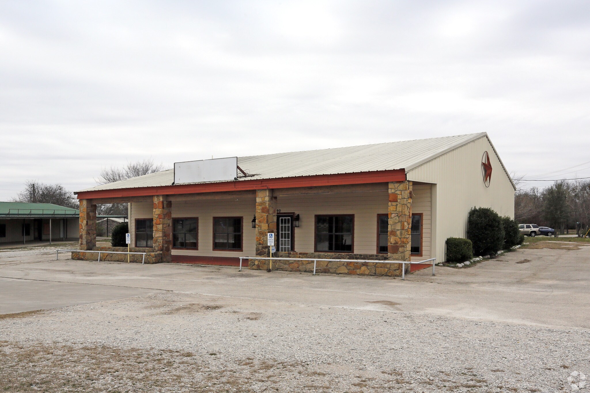 1490 E Reno Rd, Azle, TX for sale Primary Photo- Image 1 of 1